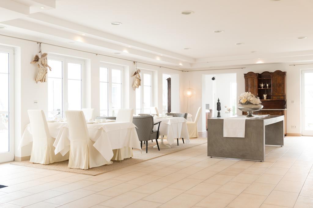 Hotel Villa Seeschau - Adults Only 미르스부르크 외부 사진