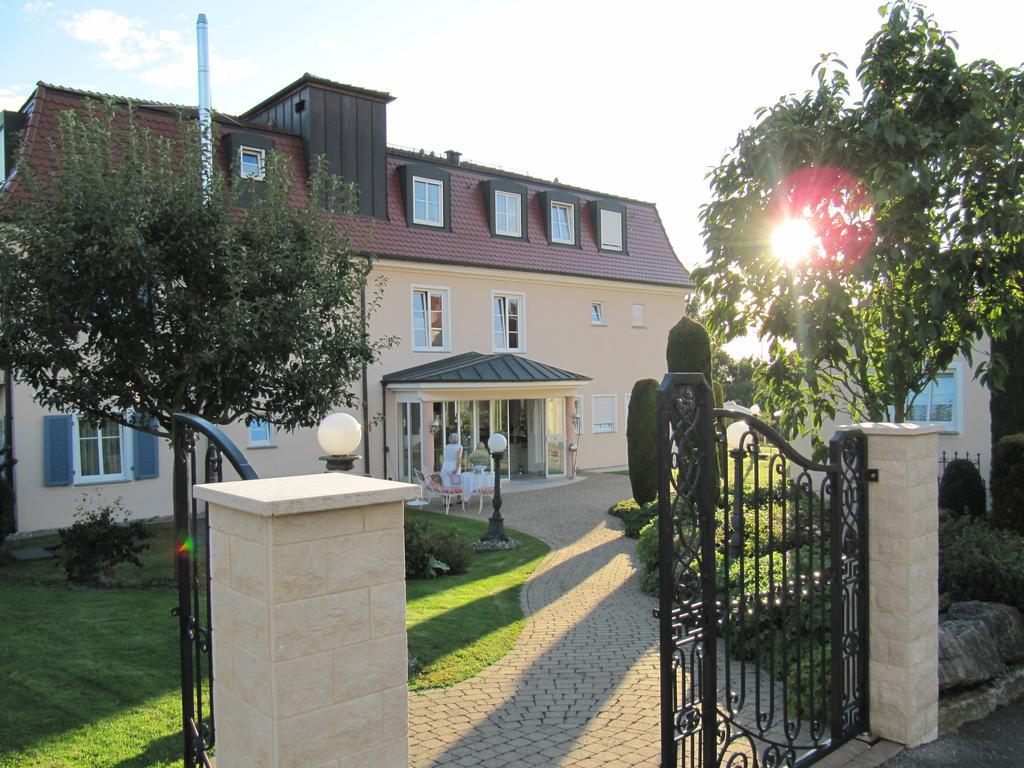 Hotel Villa Seeschau - Adults Only 미르스부르크 외부 사진